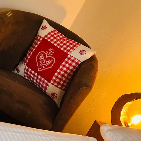 Hotel Gaestehaus Alter Keller 2*